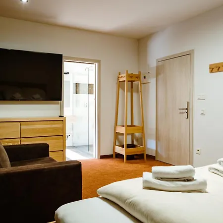 A Restauracia Twin Jasna Demänovská Dolina