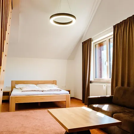 Gæstehus A Restauracia Twin Jasna 3*