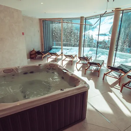 A Restauracia Twin Jasna