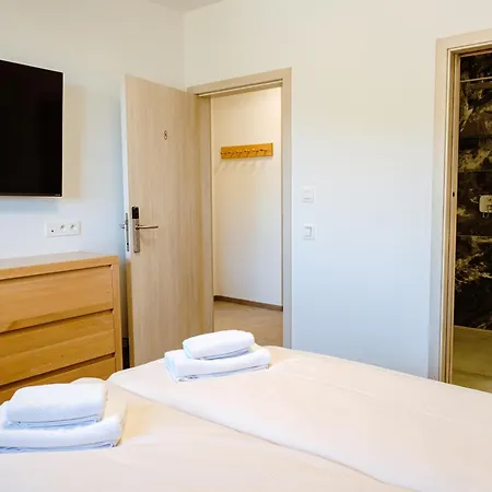 Guest house A Restauracia Twin Jasna 3*