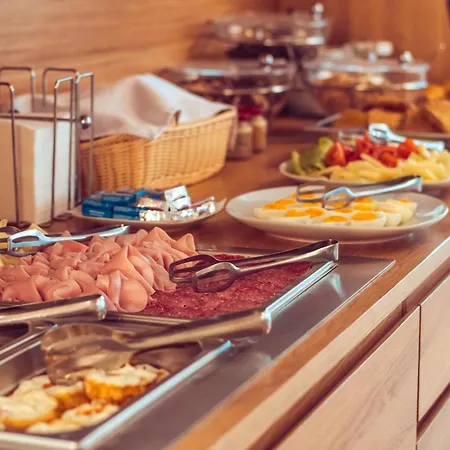 Gæstehus A Restauracia Twin Jasna