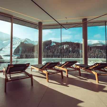 A Restauracia Twin Jasna