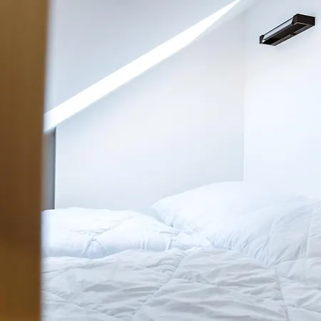 A Restauracia Twin Jasna