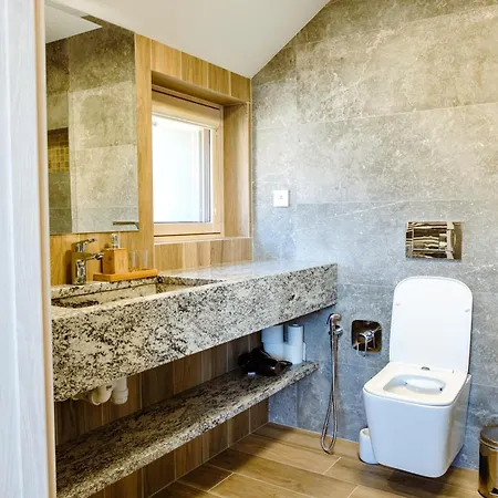 A Restauracia Twin Jasna Gæstehus 3*